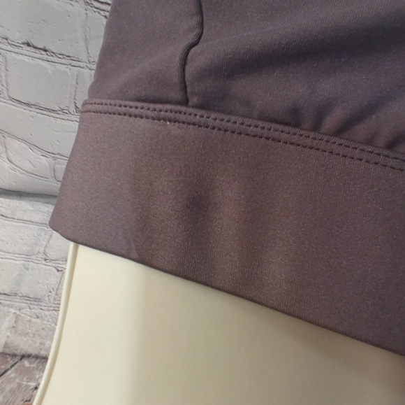 Fabletics Trinity Cell Phone Pocket Grey High Impact Sports Bra M - Picture 5 of 12